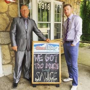 Meet your Posher, Dustin